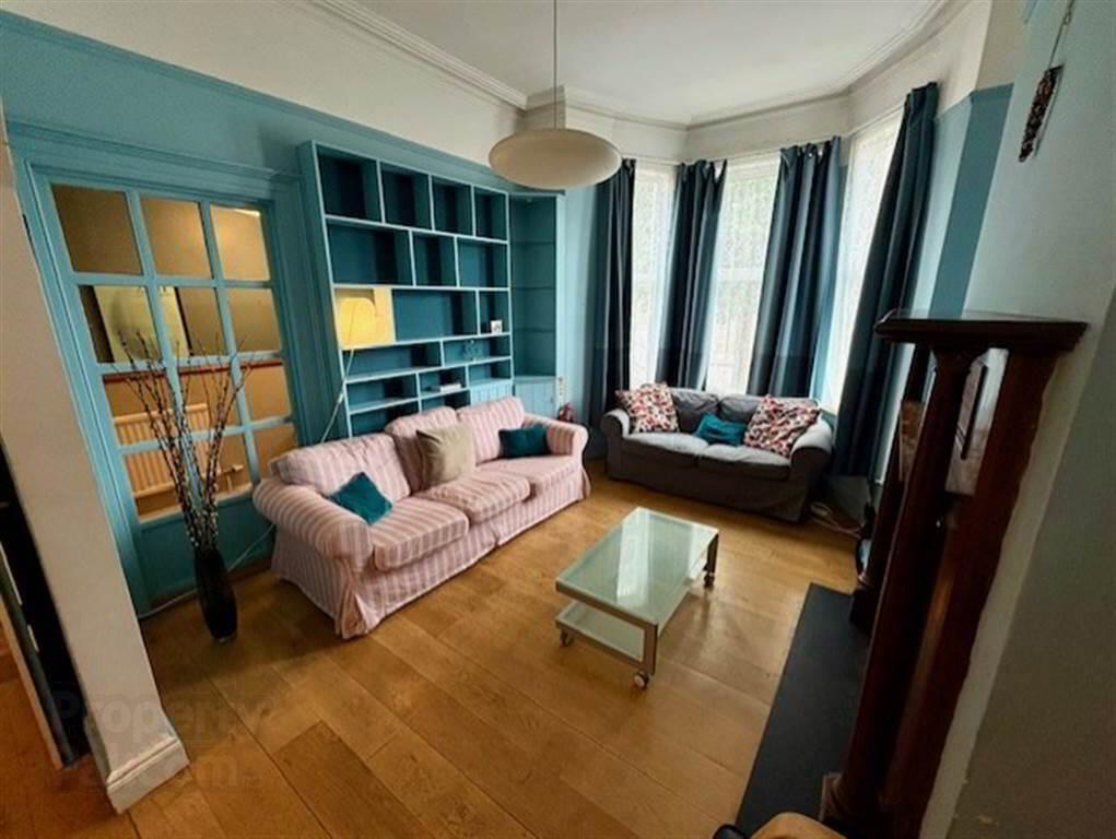3 Agincourt Avenue 3 of 15
