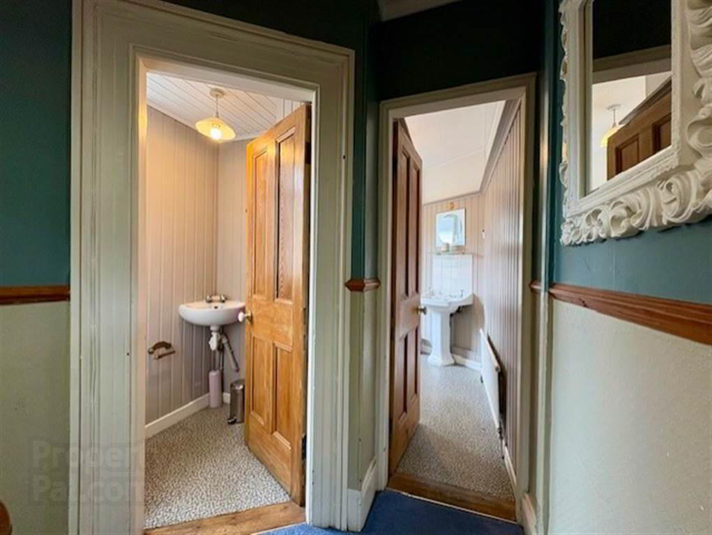 3 Agincourt Avenue 8 of 15