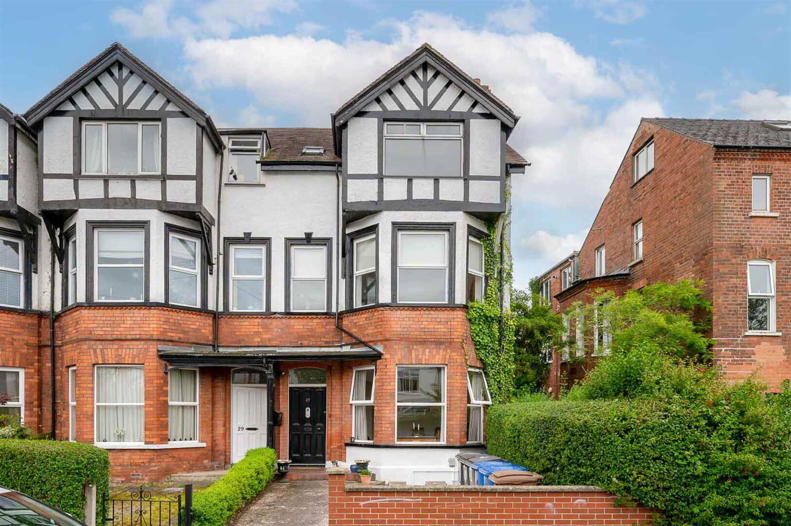 Apartment 2 27 Wandsworth Road 1 of 22