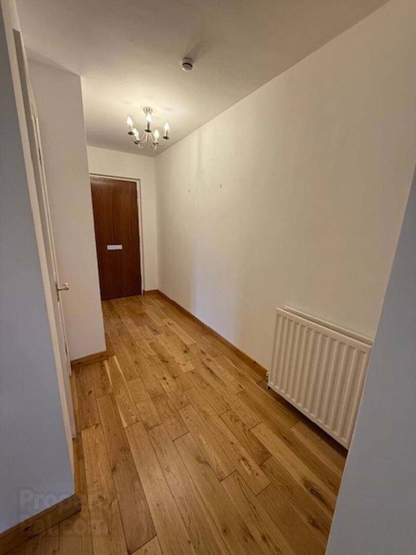 Apt 17 The Stables, Cairnburn Belmont 4 of 15