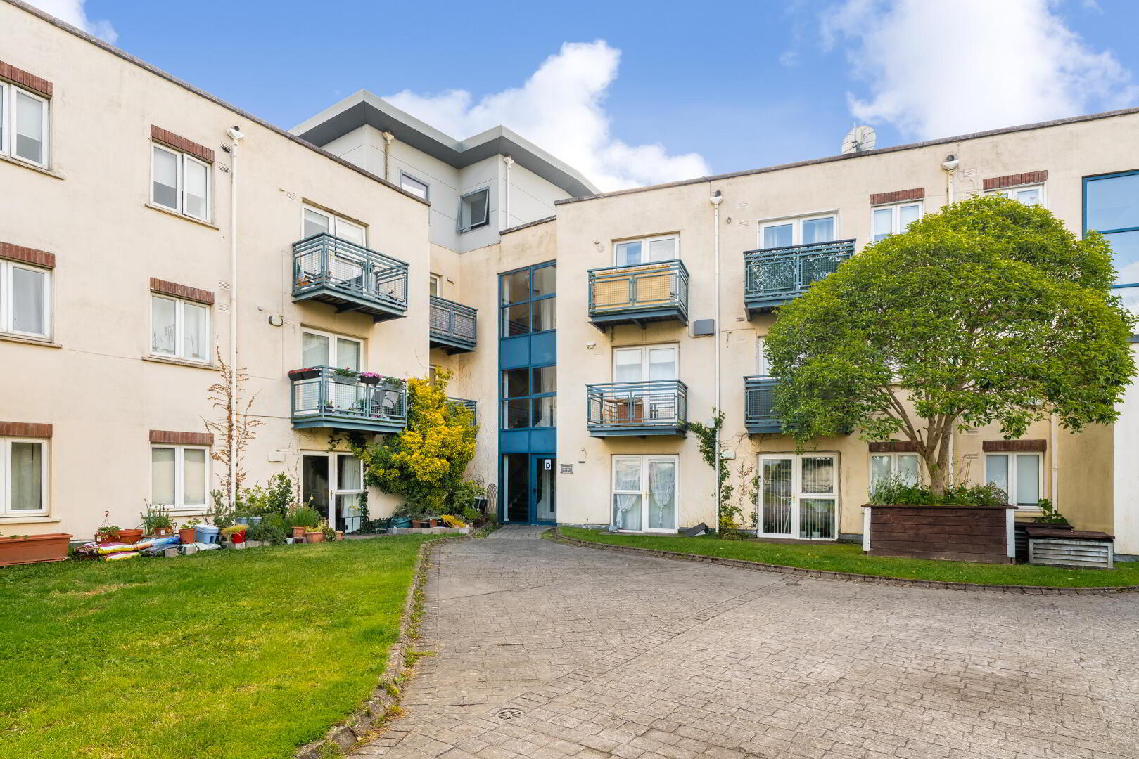 43 Kilwarden Court 2 of 13