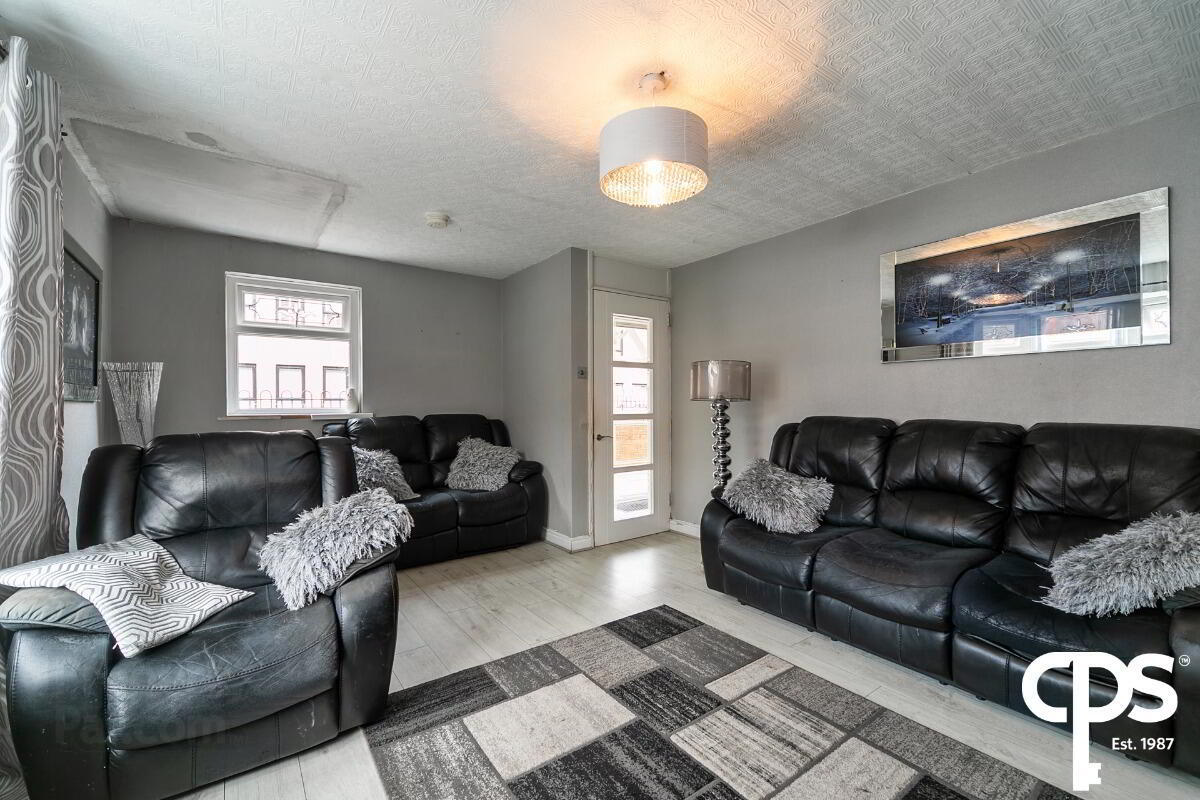8 Vistula Street 3 of 19
