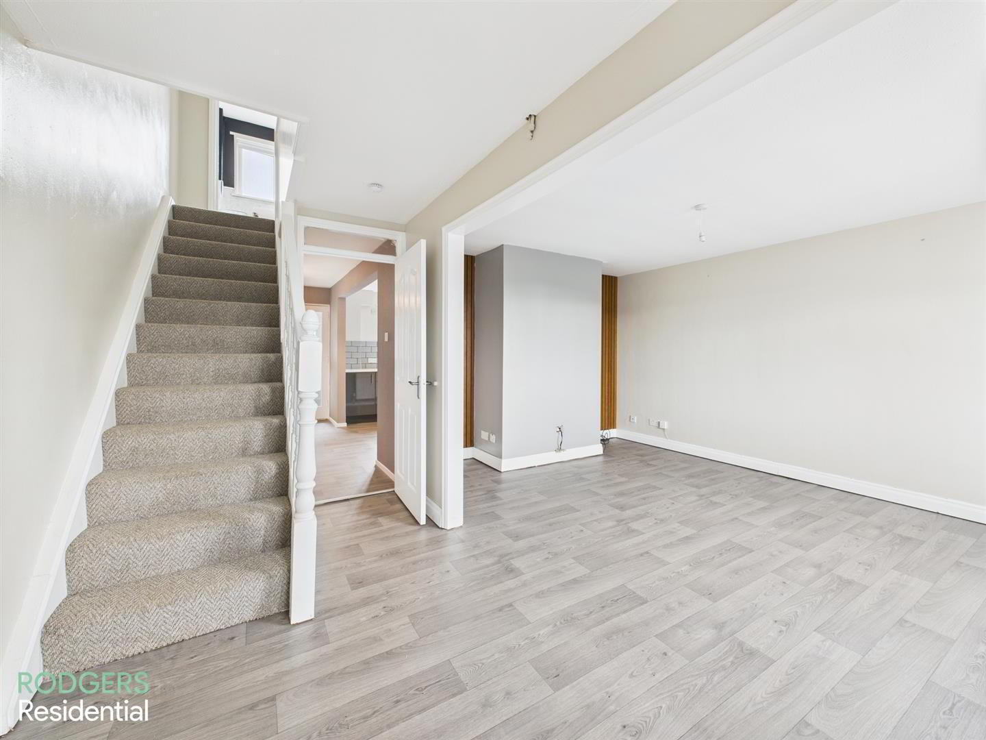 18 Glencairn Walk 3 of 12