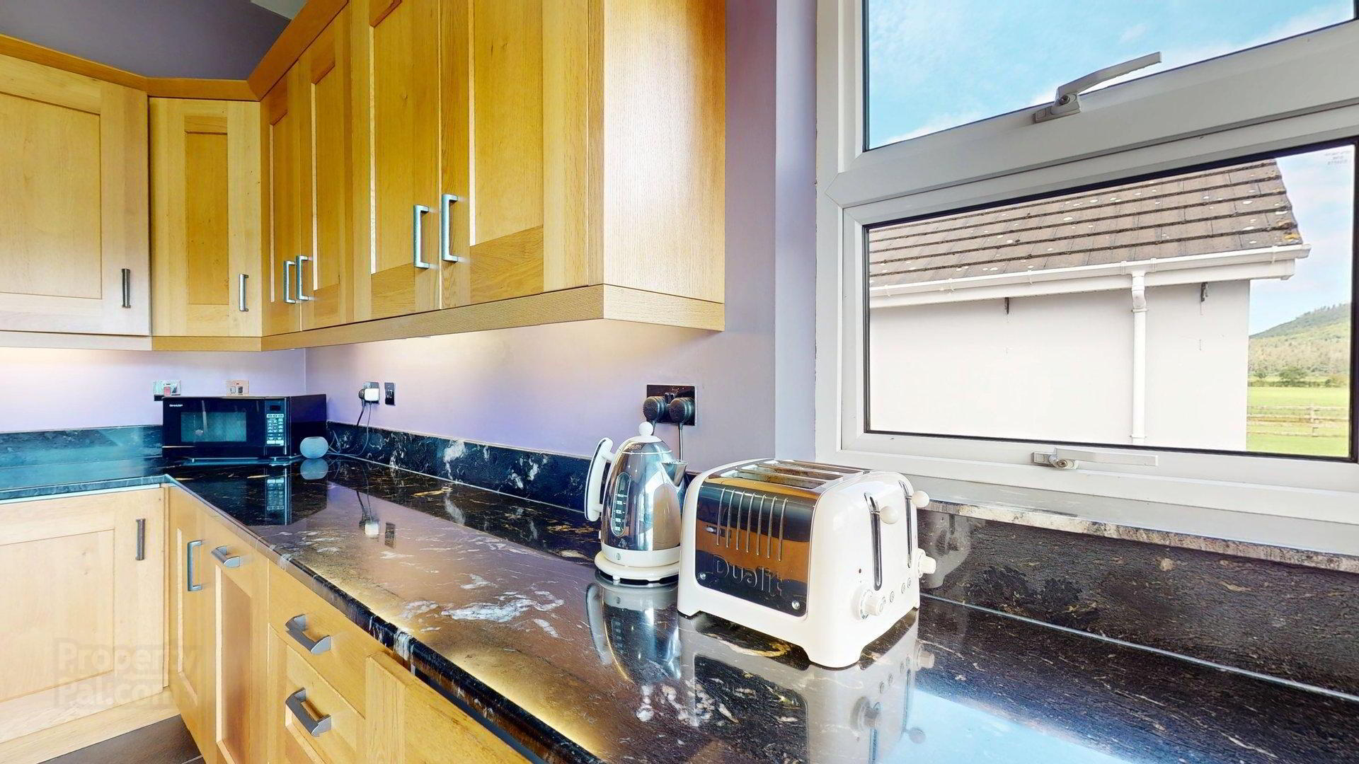 Roe Cottage, 219 Seacoast Road 11 of 34