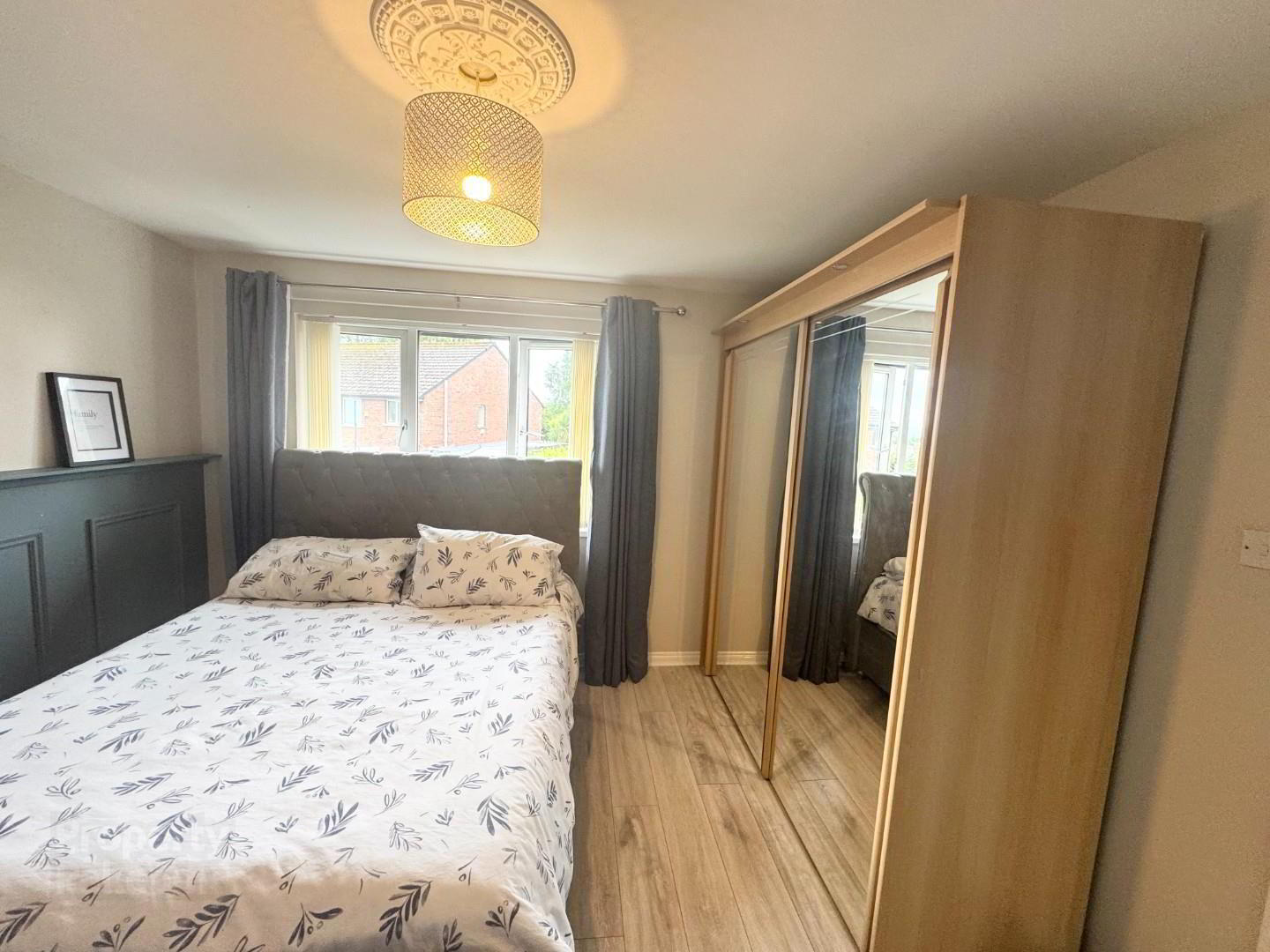 4 Fernabbey Drive 9 of 16