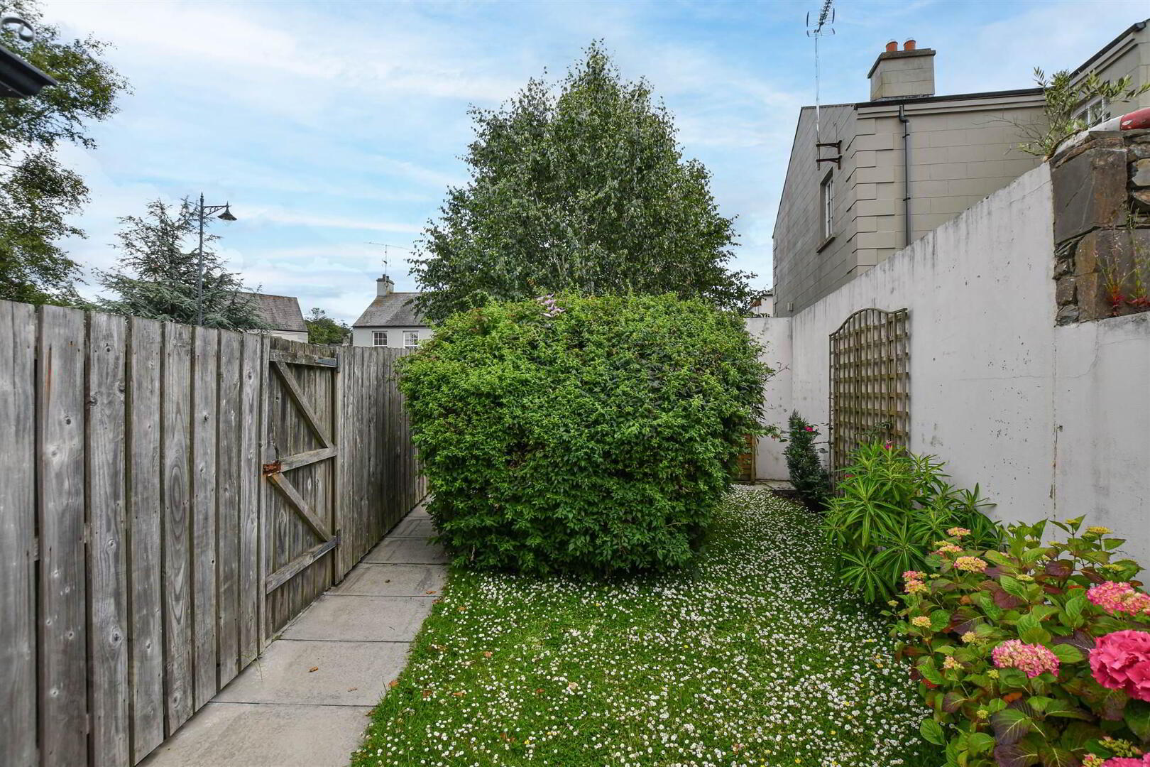 17 Quarry Hill 15 of 19