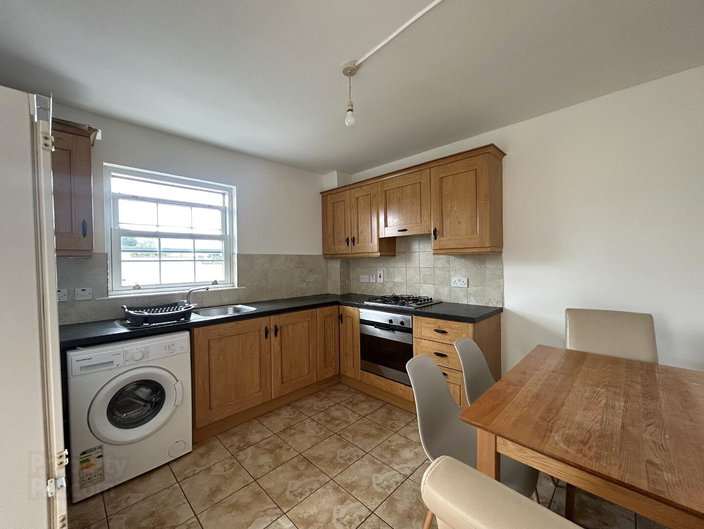 Unit 6, Riverside Manor 3 of 8