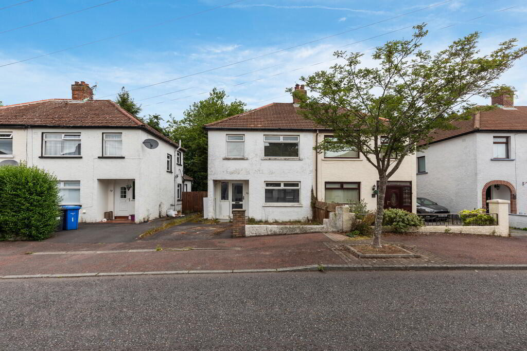15 Sunderland Road 1 of 17