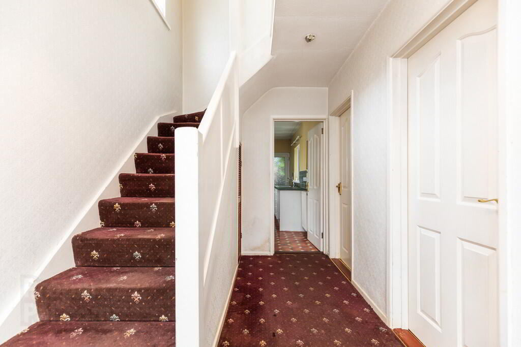 15 Sunderland Road 2 of 17