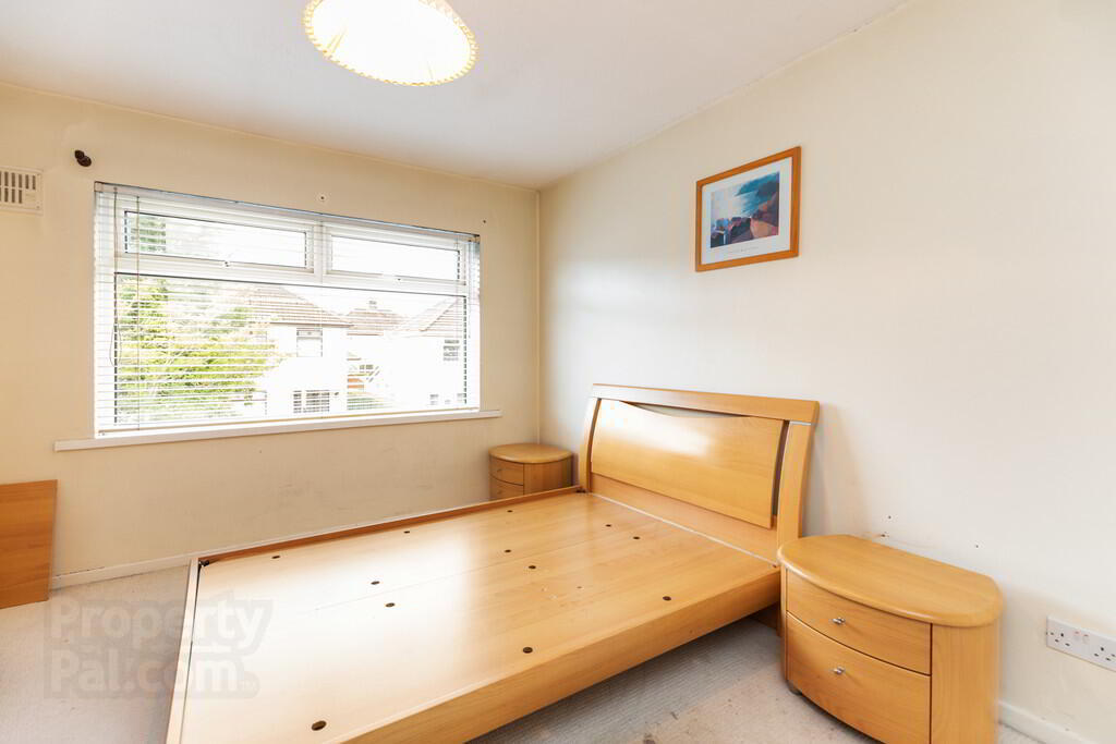 15 Sunderland Road 12 of 17