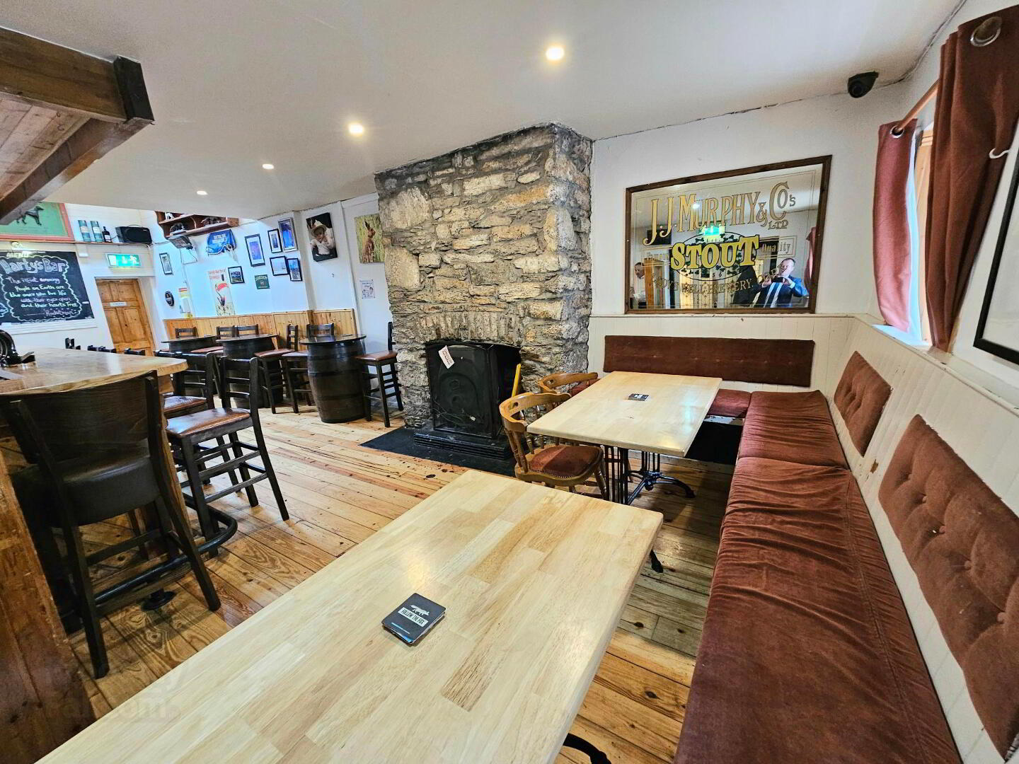 Hartys Bar And Restaurant, 9 Church St 8 of 27