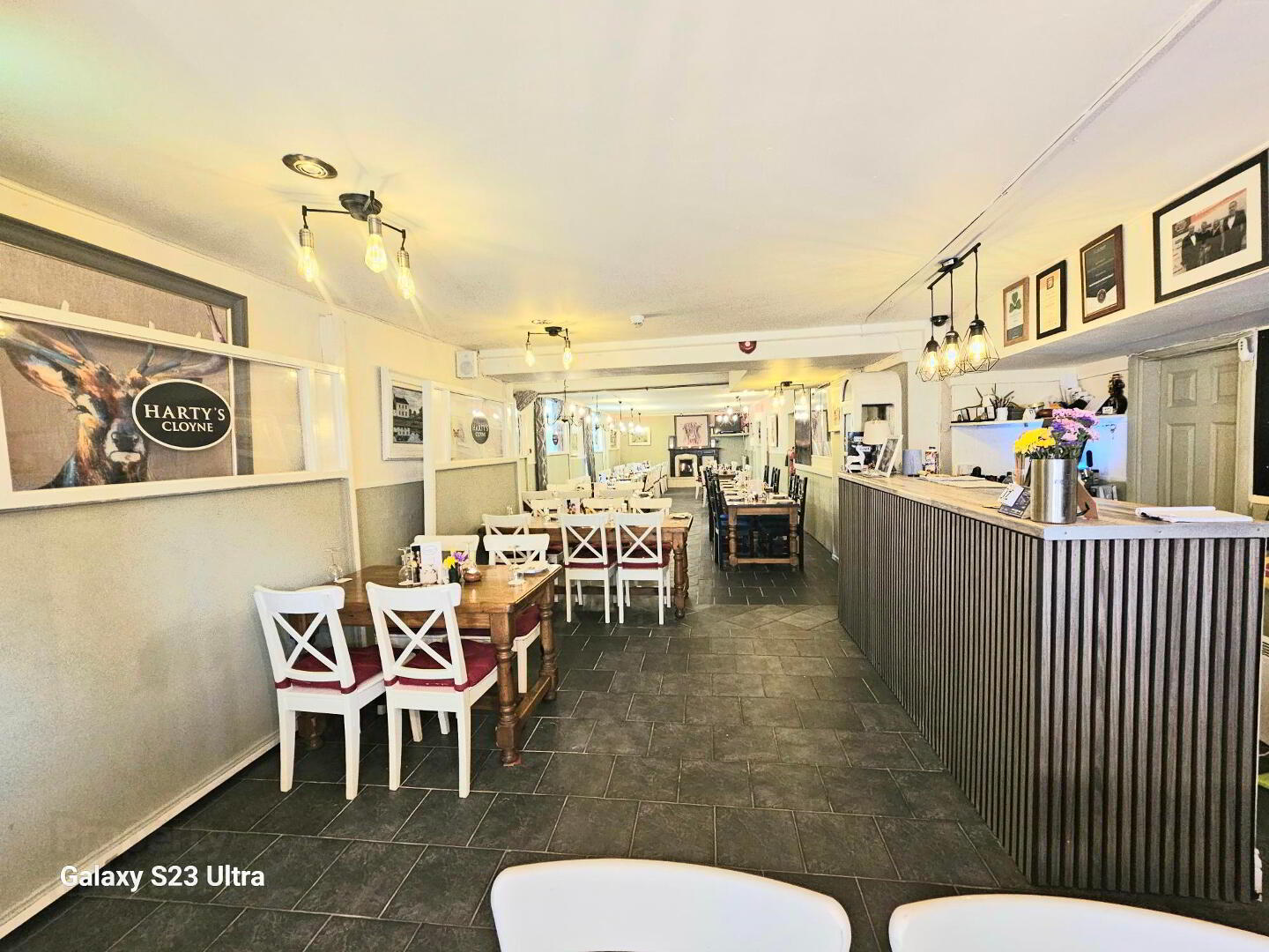 Hartys Bar And Restaurant, 9 Church St 9 of 27