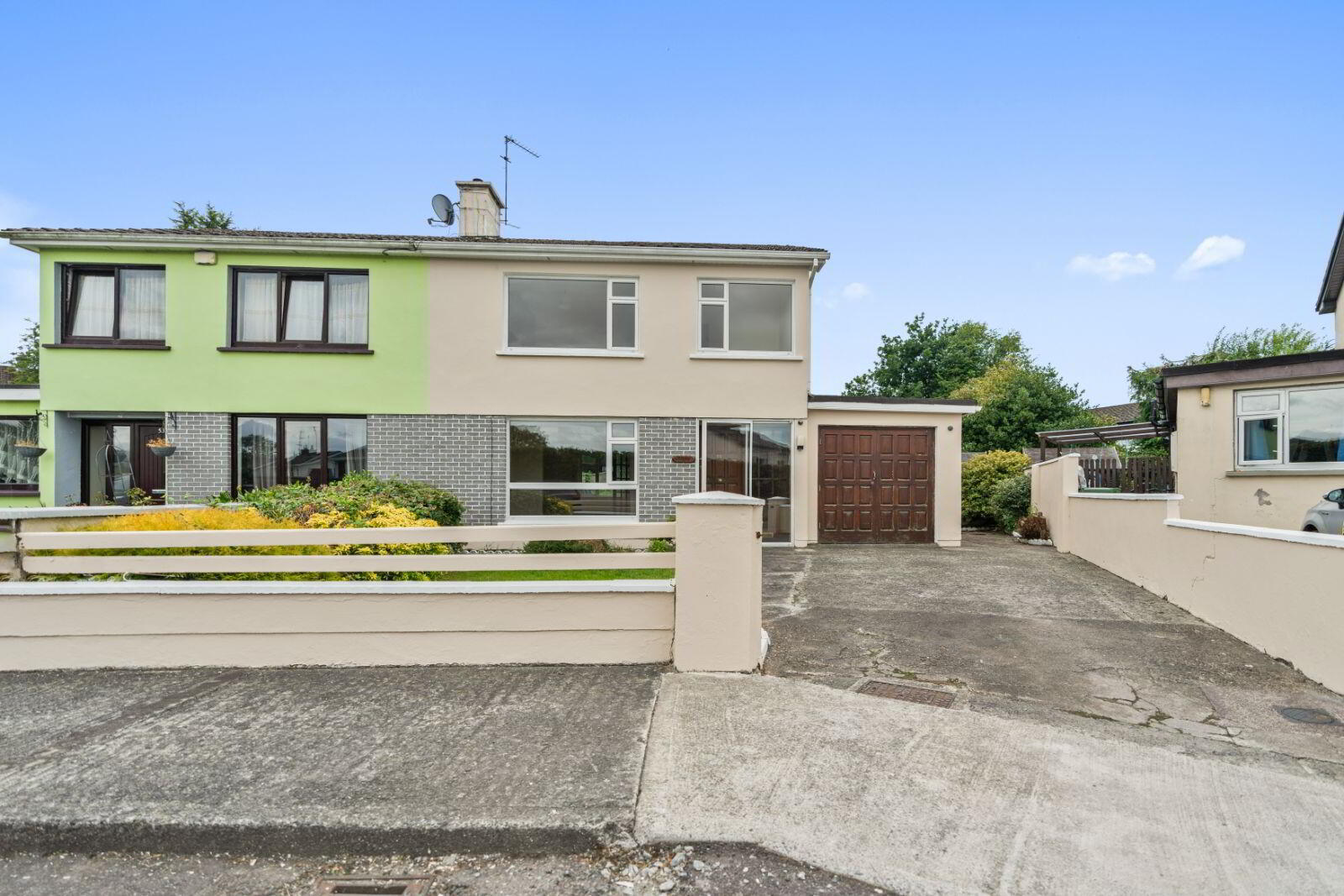 Clyda, 55 Rockbrook Lawn 2 of 21