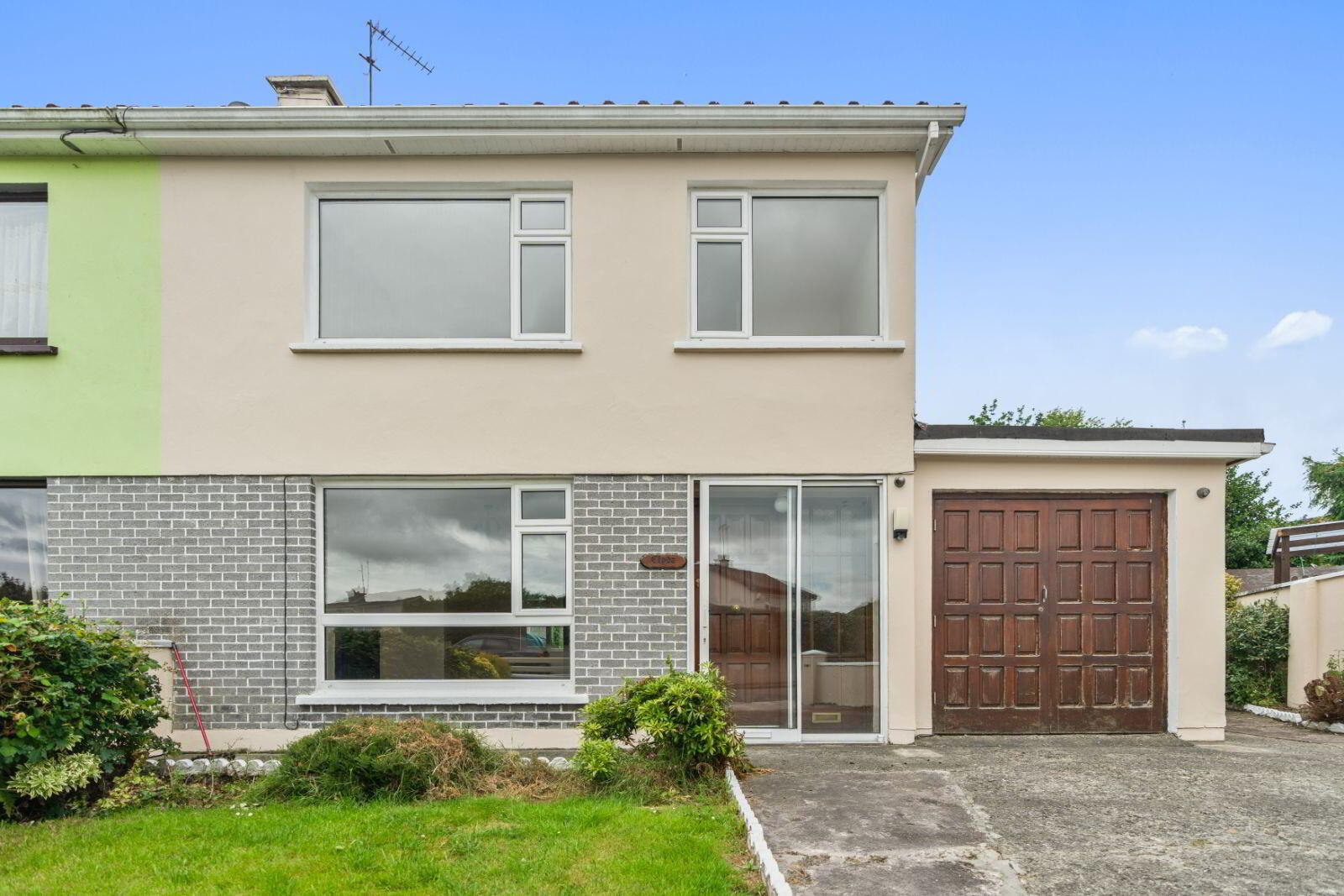 Clyda, 55 Rockbrook Lawn 1 of 21