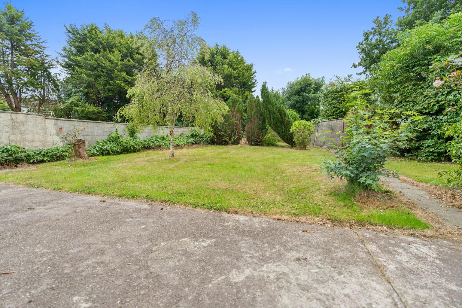 Clyda, 55 Rockbrook Lawn 20 of 21