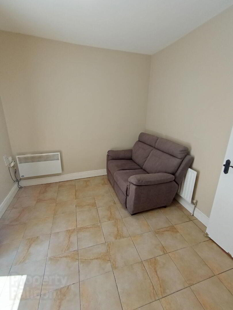 Apartment 1 10 Newenham Street 3 of 5