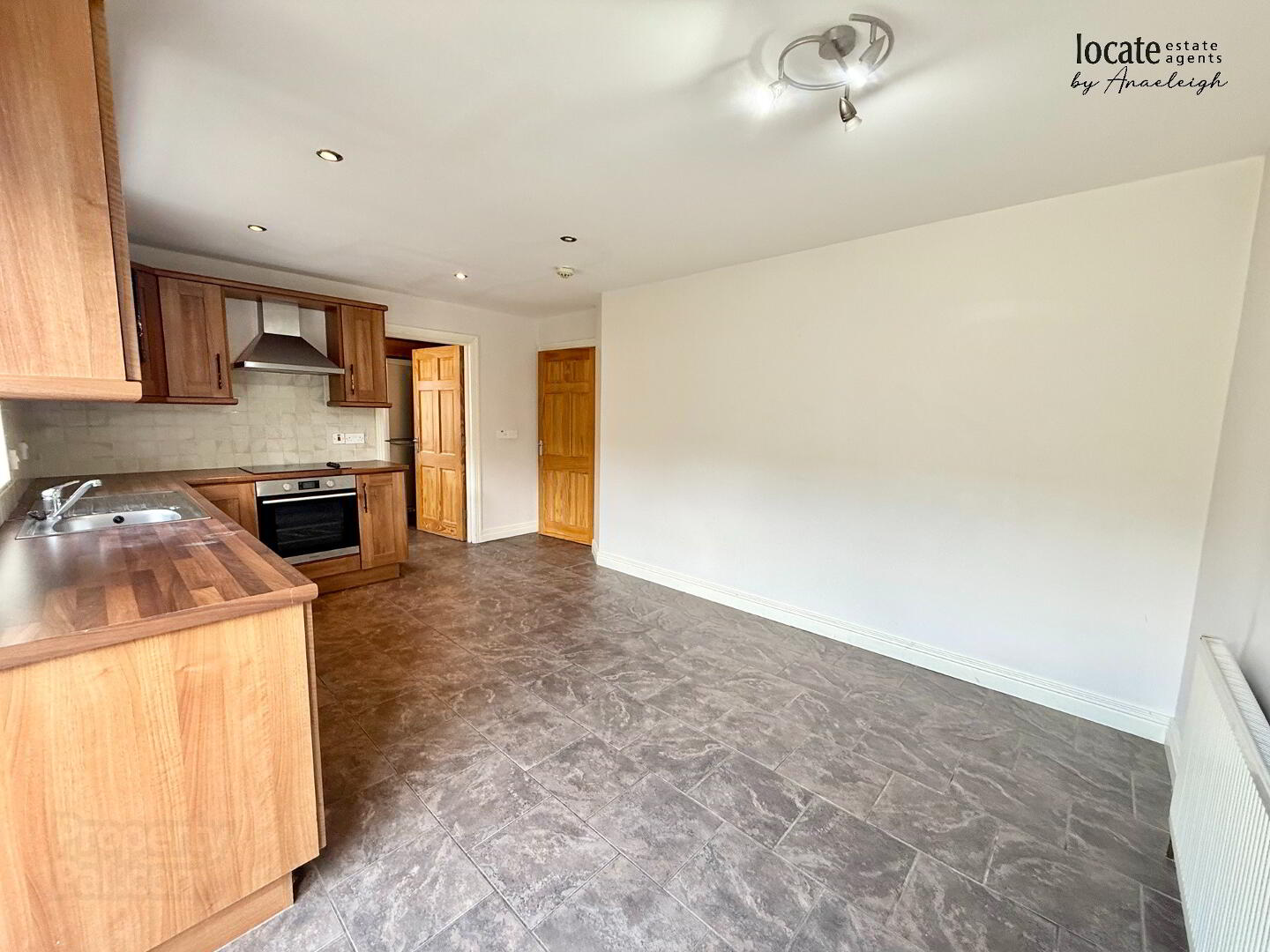 26 Ivy Mead Mews 8 of 23