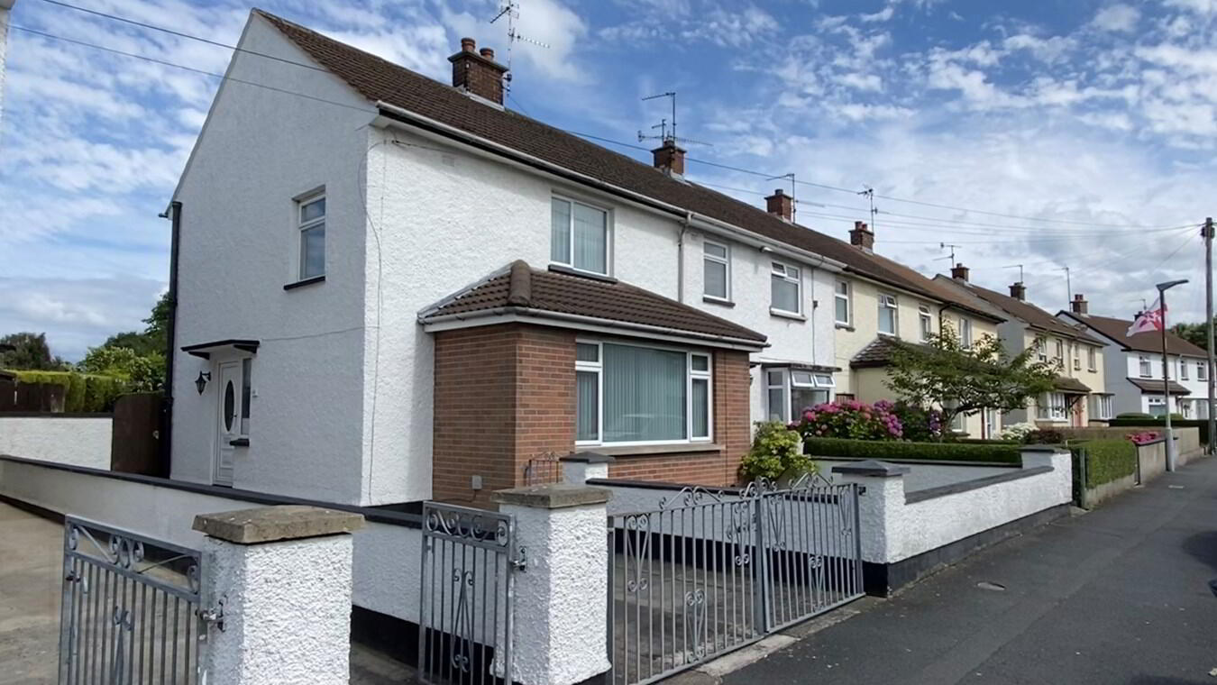 16 Westland Road 1 of 16