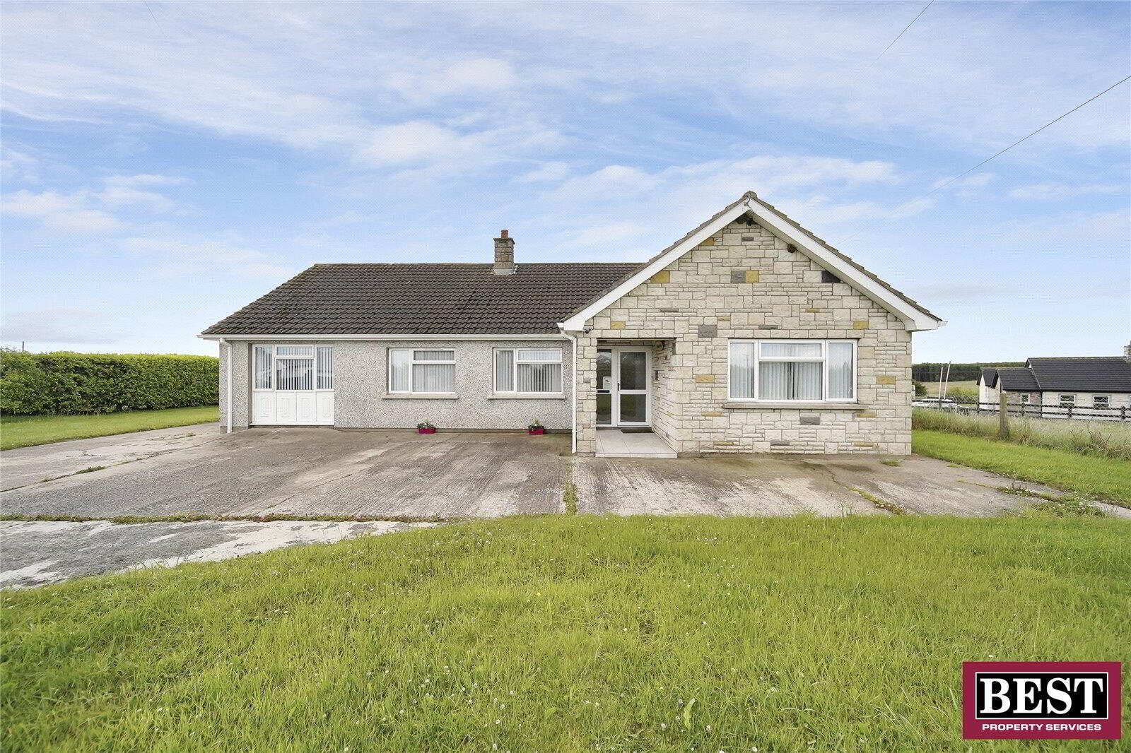8 Reenaderry Road 1 of 21