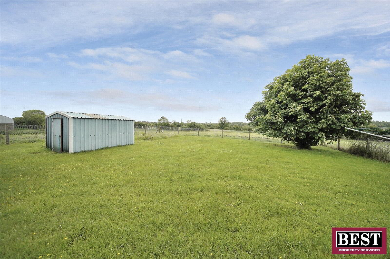 8 Reenaderry Road 5 of 21