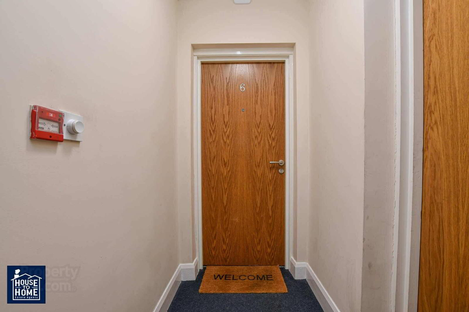 Unit 6, Lesley Lodge 9 of 31