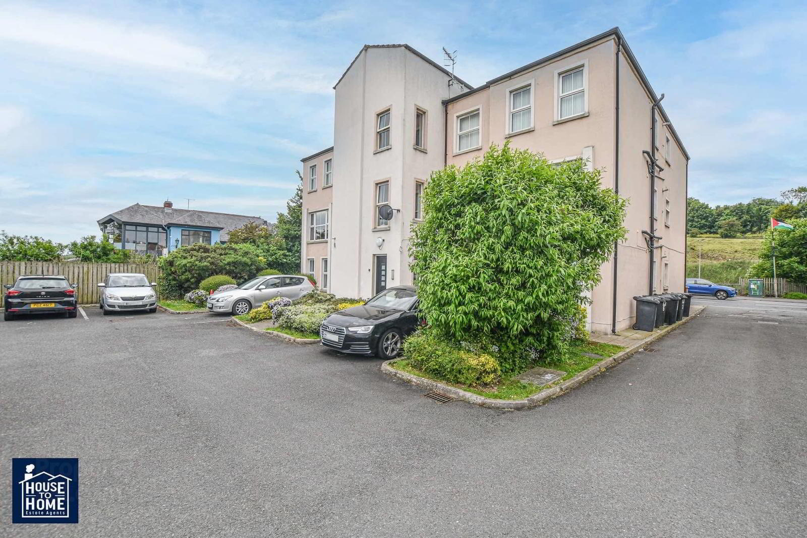 Unit 6, Lesley Lodge 3 of 31