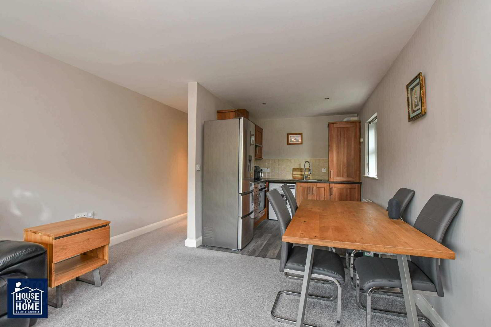 Unit 6, Lesley Lodge 13 of 31