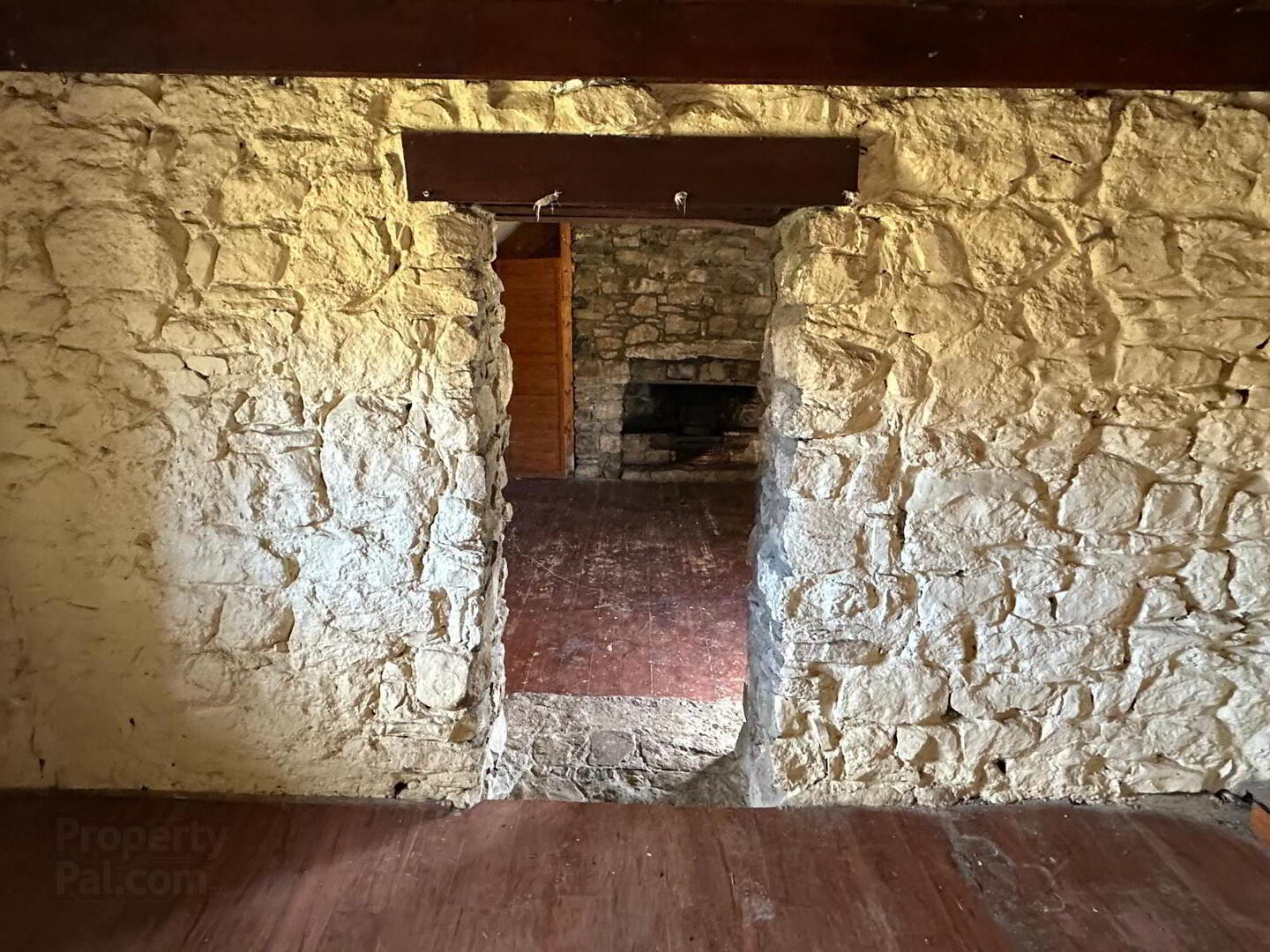 Stone Cottage 8 of 20