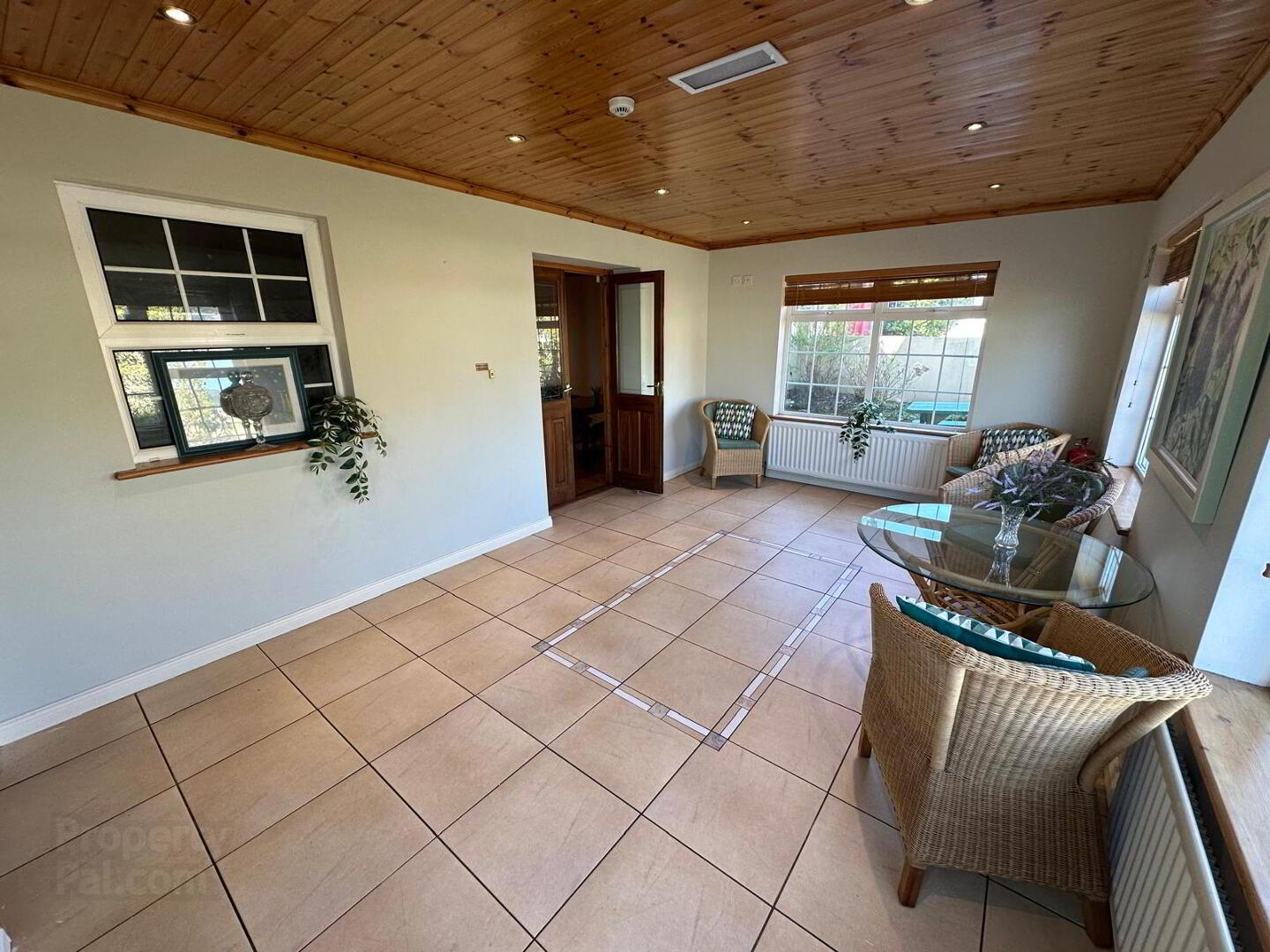 property description image
