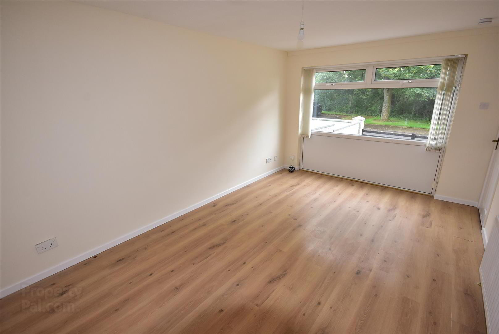 property description image