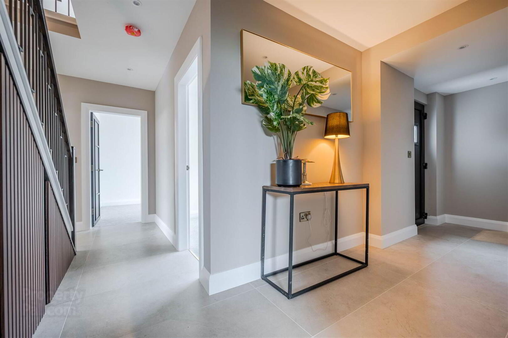 16 Ferndene Road 4 of 32