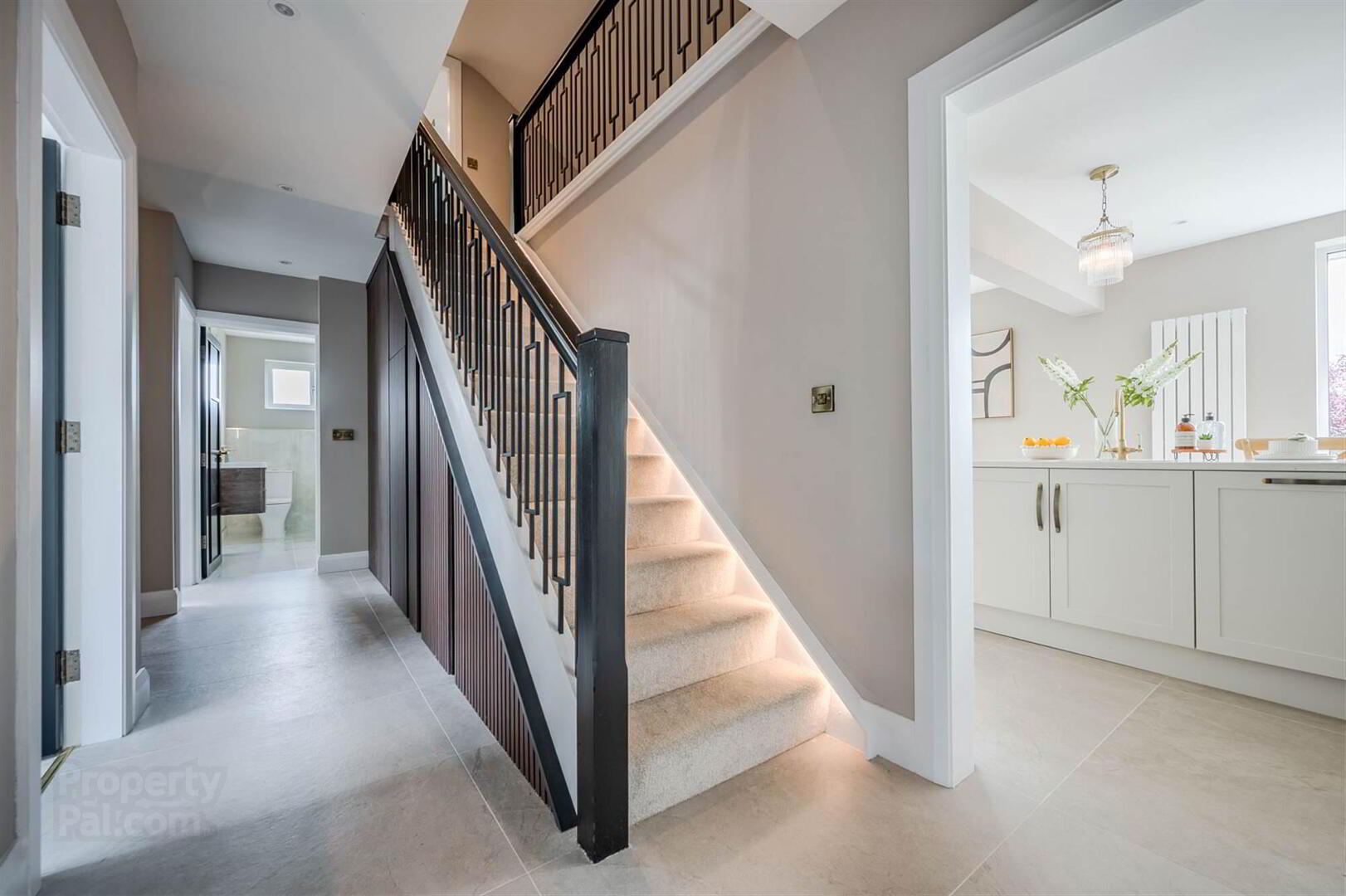 16 Ferndene Road 5 of 32