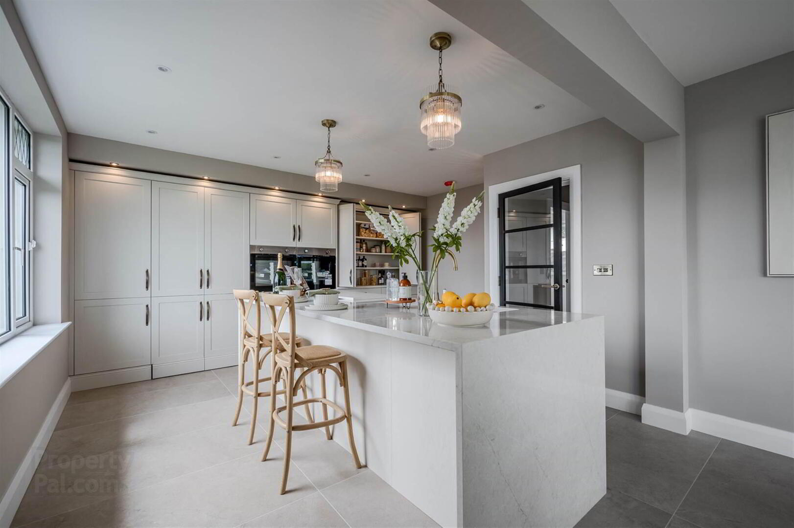 16 Ferndene Road 12 of 32