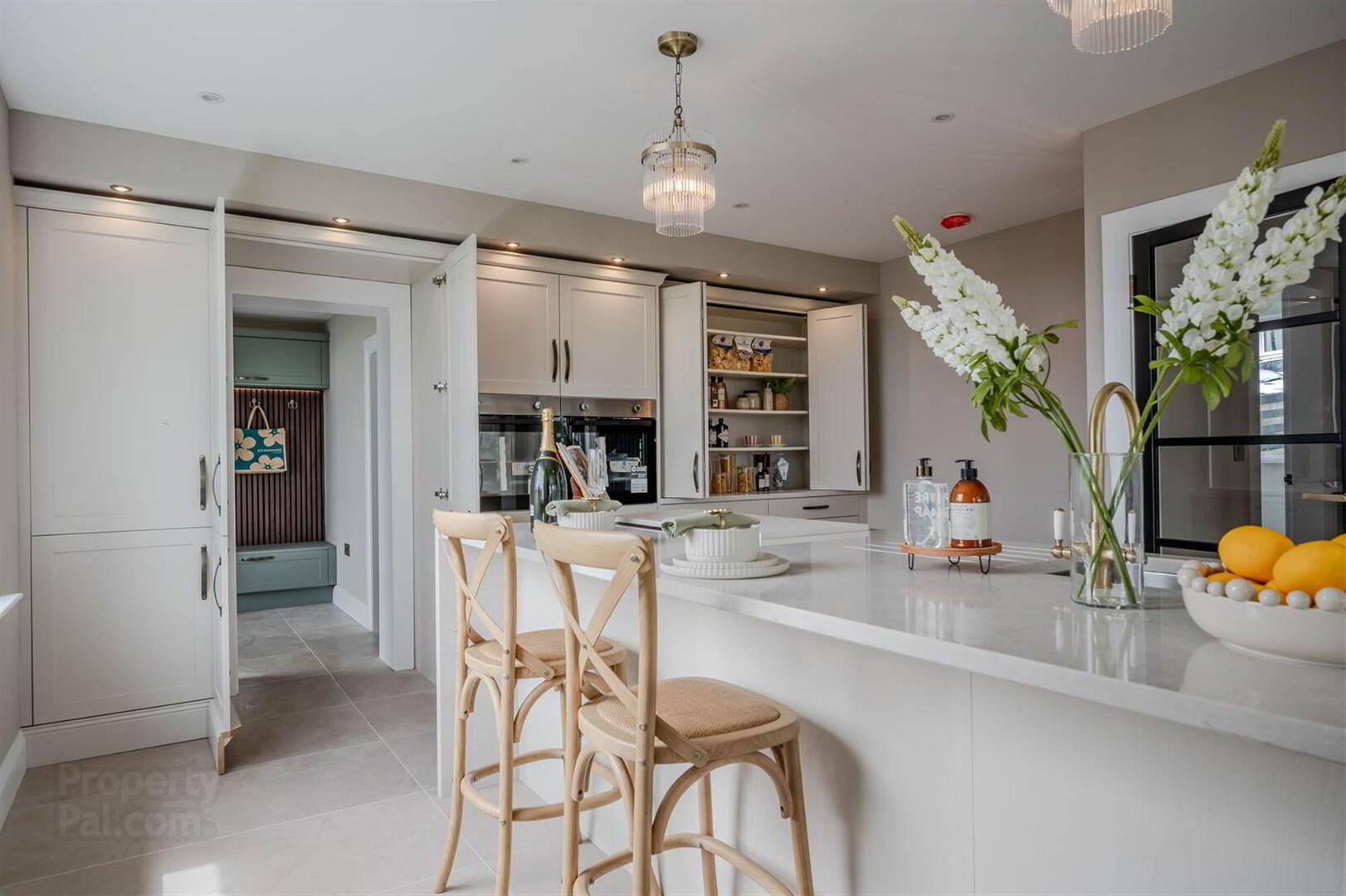 16 Ferndene Road 13 of 32