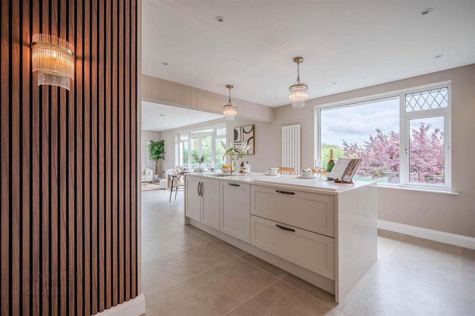 16 Ferndene Road 15 of 32