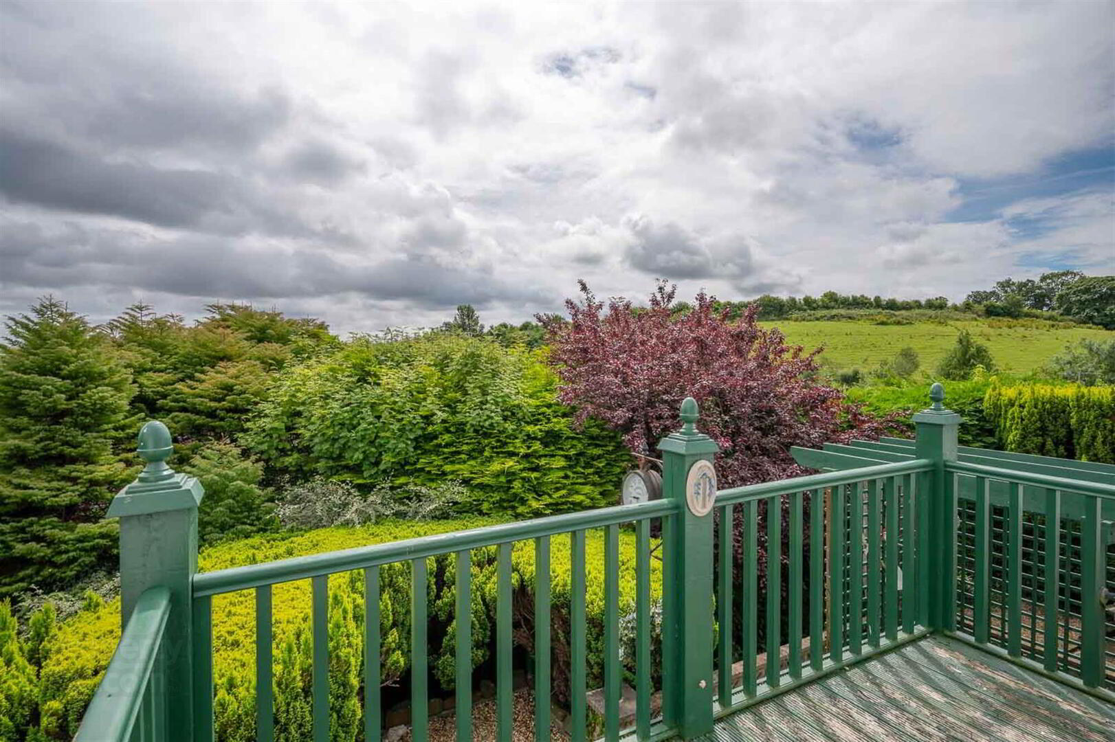 16 Ferndene Road 30 of 32
