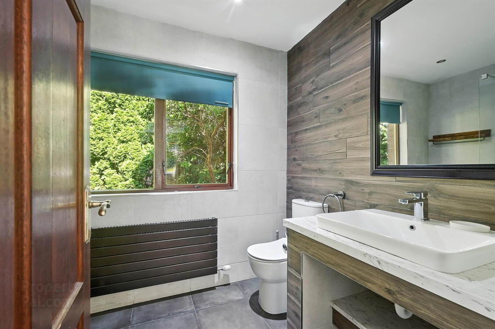 23 St Johns Road 11 of 20