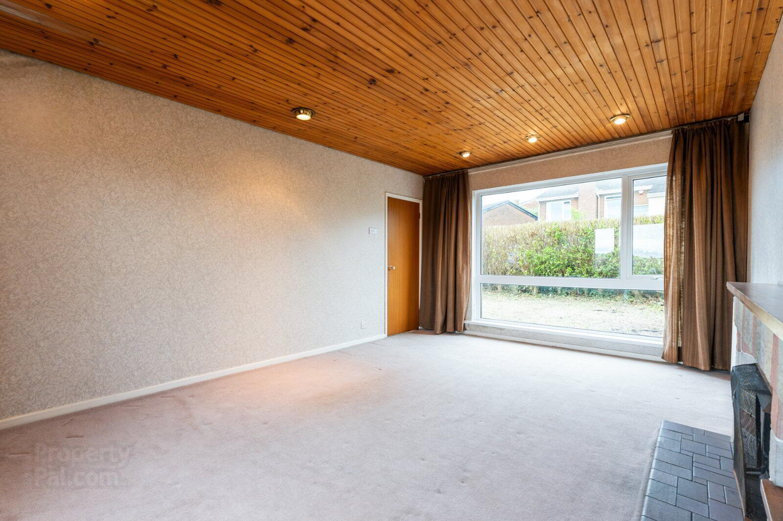 30 Abbeydale Drive 6 of 33