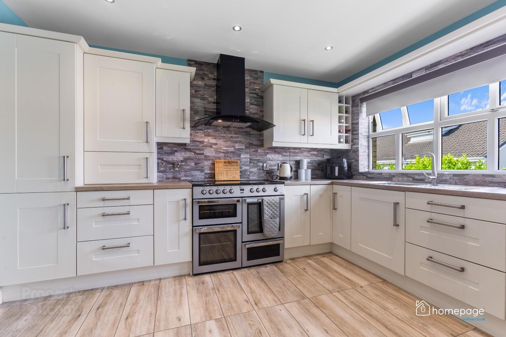 30 Petrie Place 5 of 38