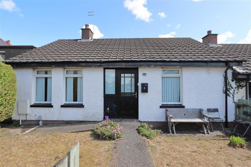 5 Brae Place 1 of 15