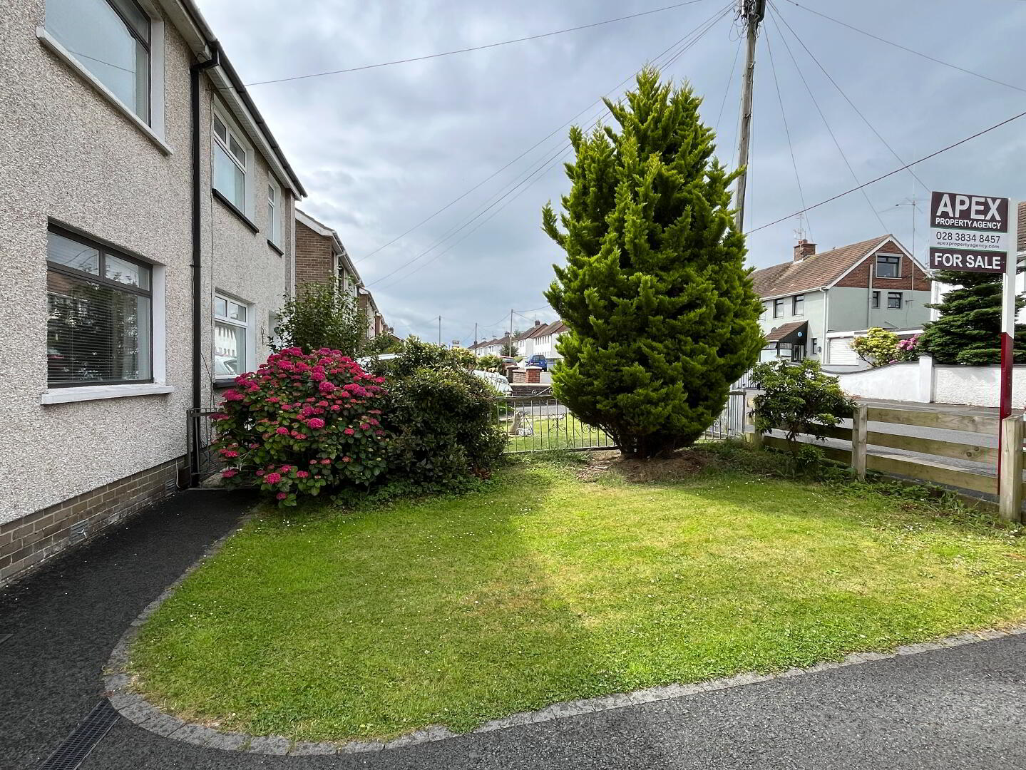 61 Wood Lane 3 of 32