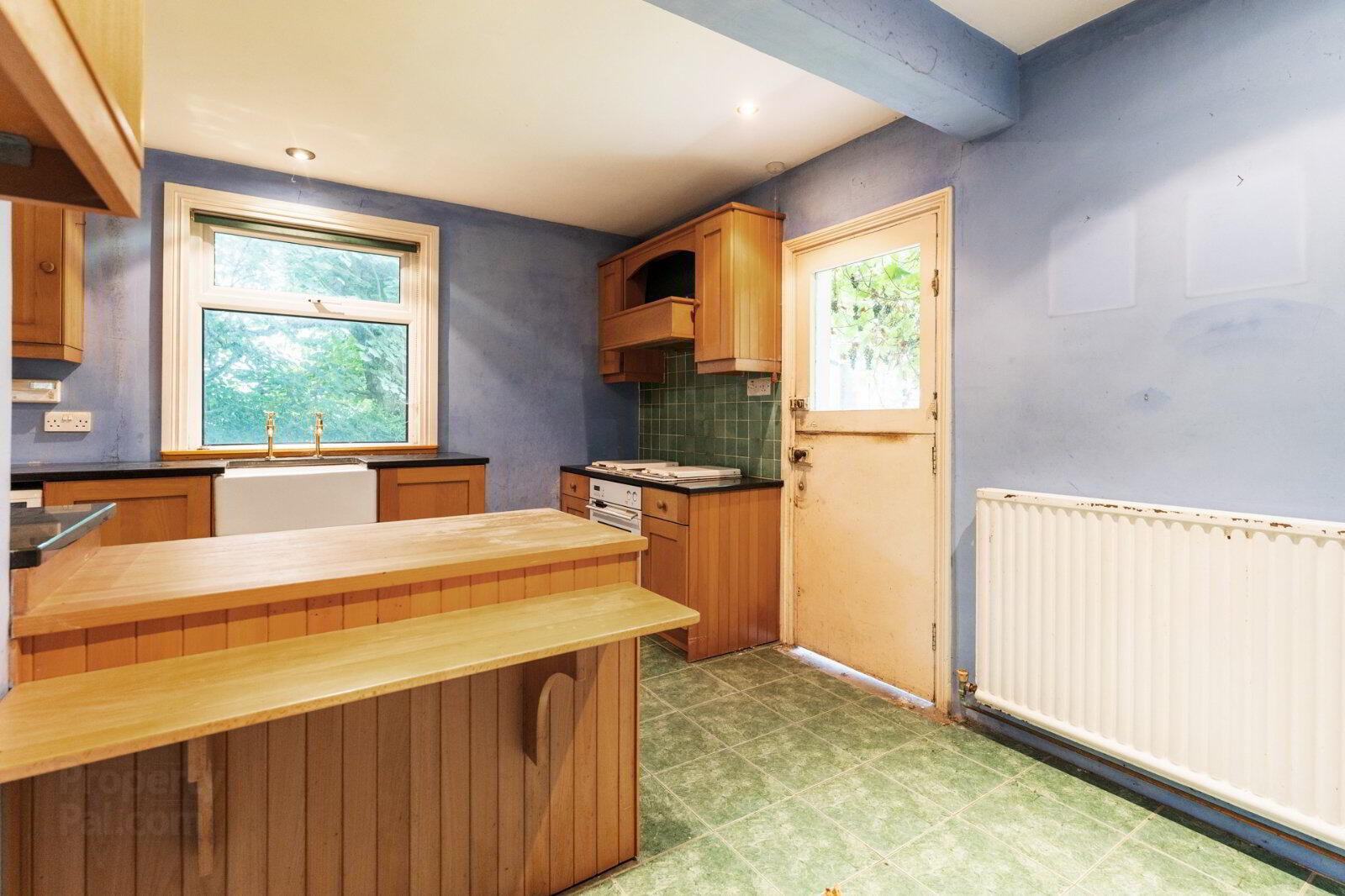 28 Maxwell Road 12 of 45
