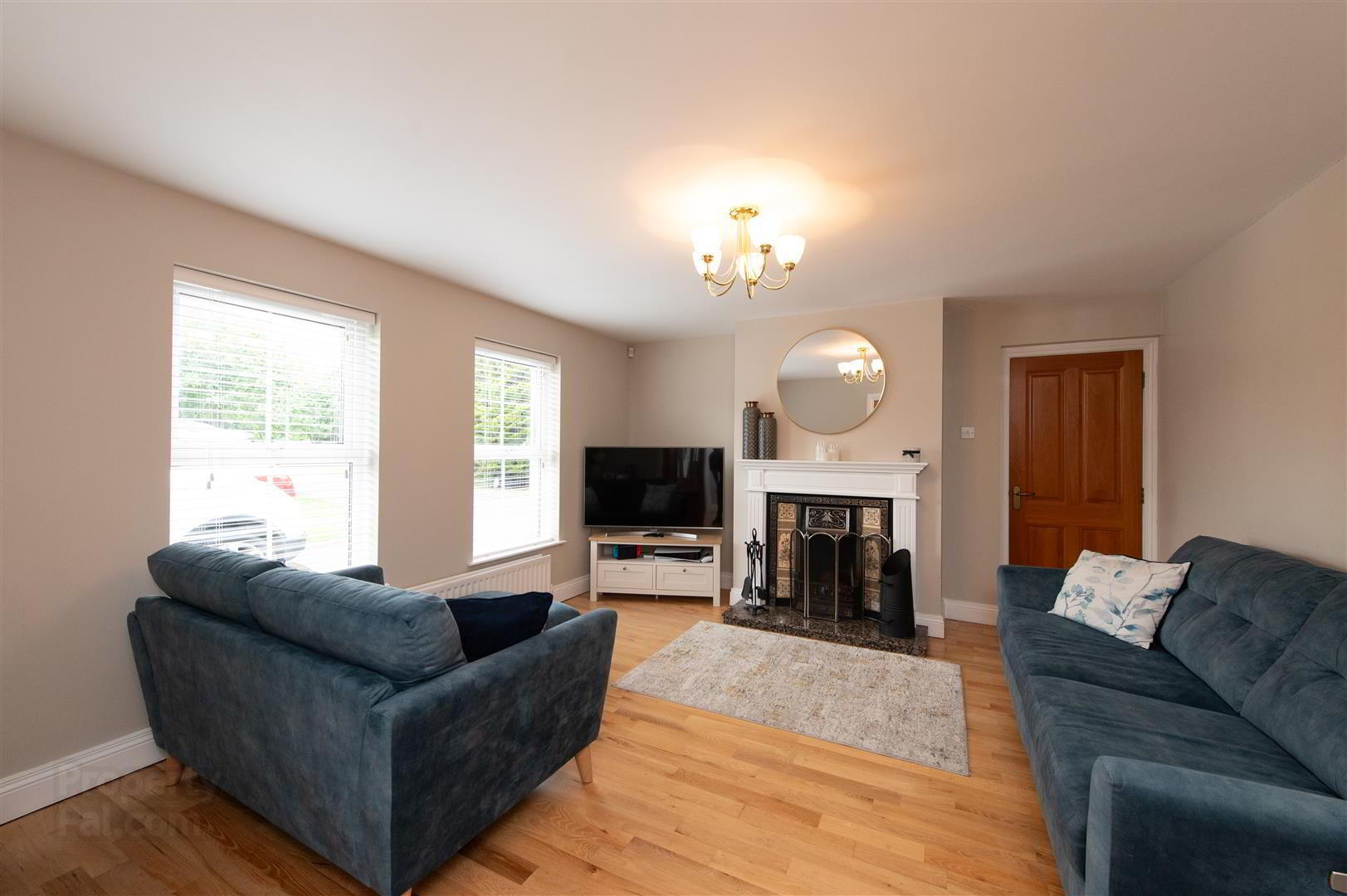 71a Annacloy Road 8 of 34