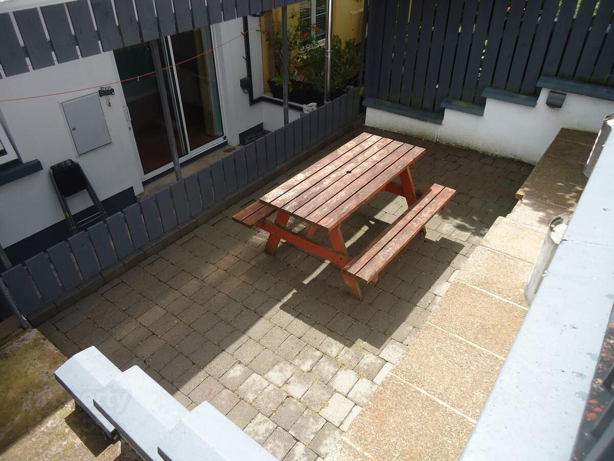 17 Farnamullen Road 12 of 15