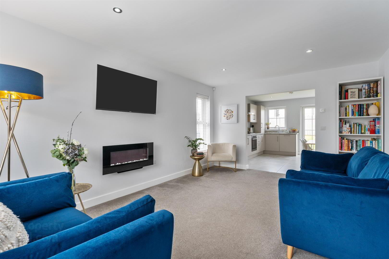 4 Rocklyn Crescent 6 of 29
