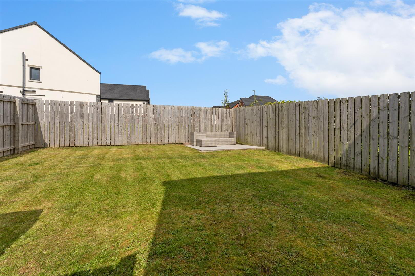 4 Rocklyn Crescent 27 of 29