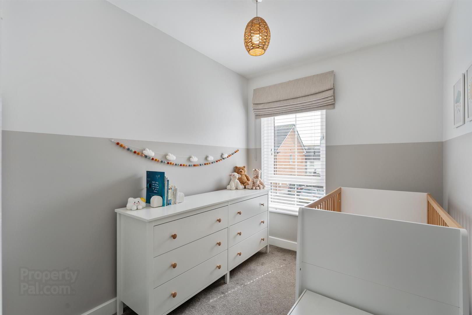 4 Rocklyn Crescent 22 of 29