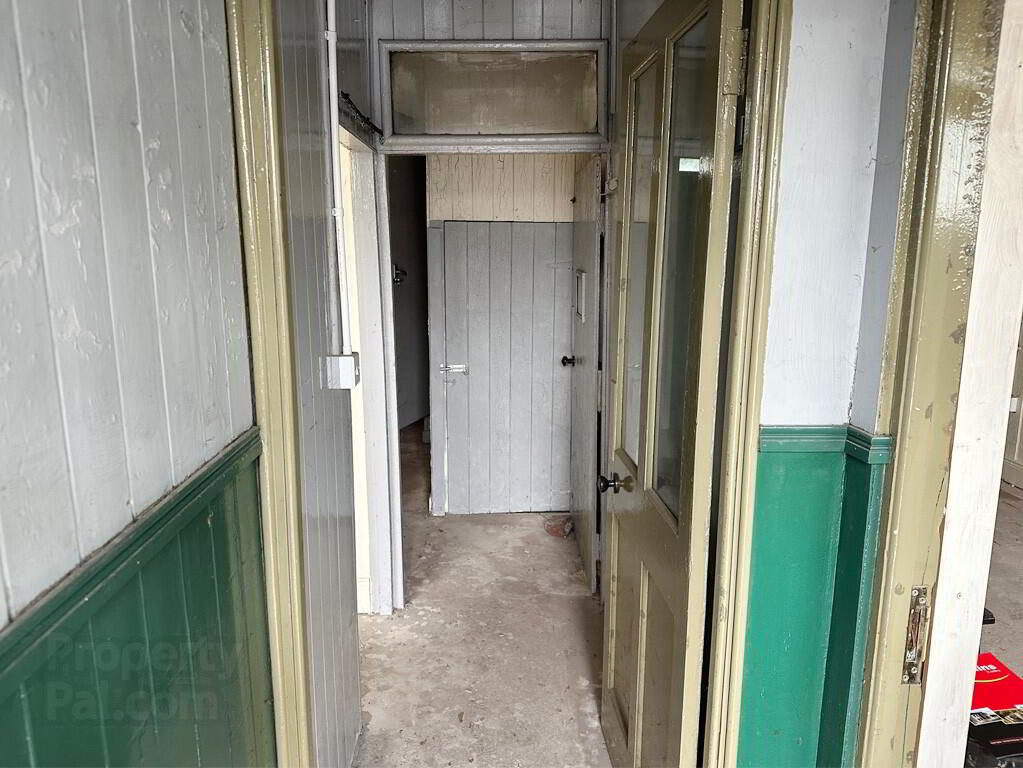 property description image