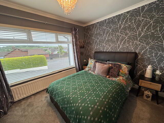 32 Brooklands Park 20 of 37