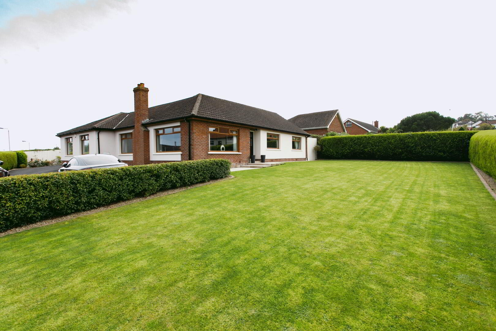 32 Brooklands Park 1 of 37